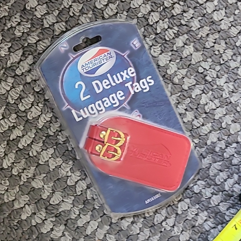 American Tourister Red Deluxe Luggage Tags Two[2]‎